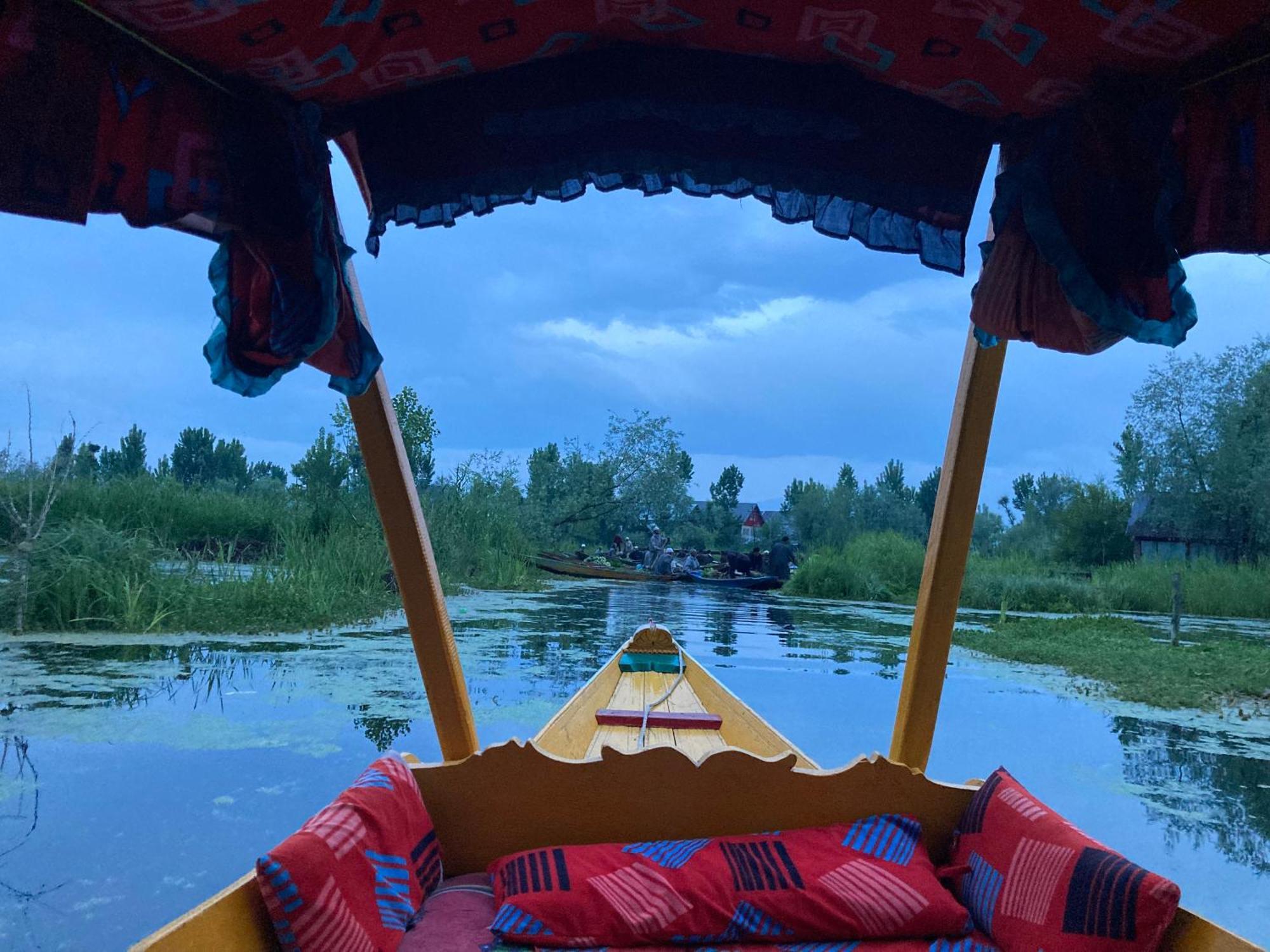 Houseboat Lily Of Nageen Σριναγκάρ Εξωτερικό φωτογραφία