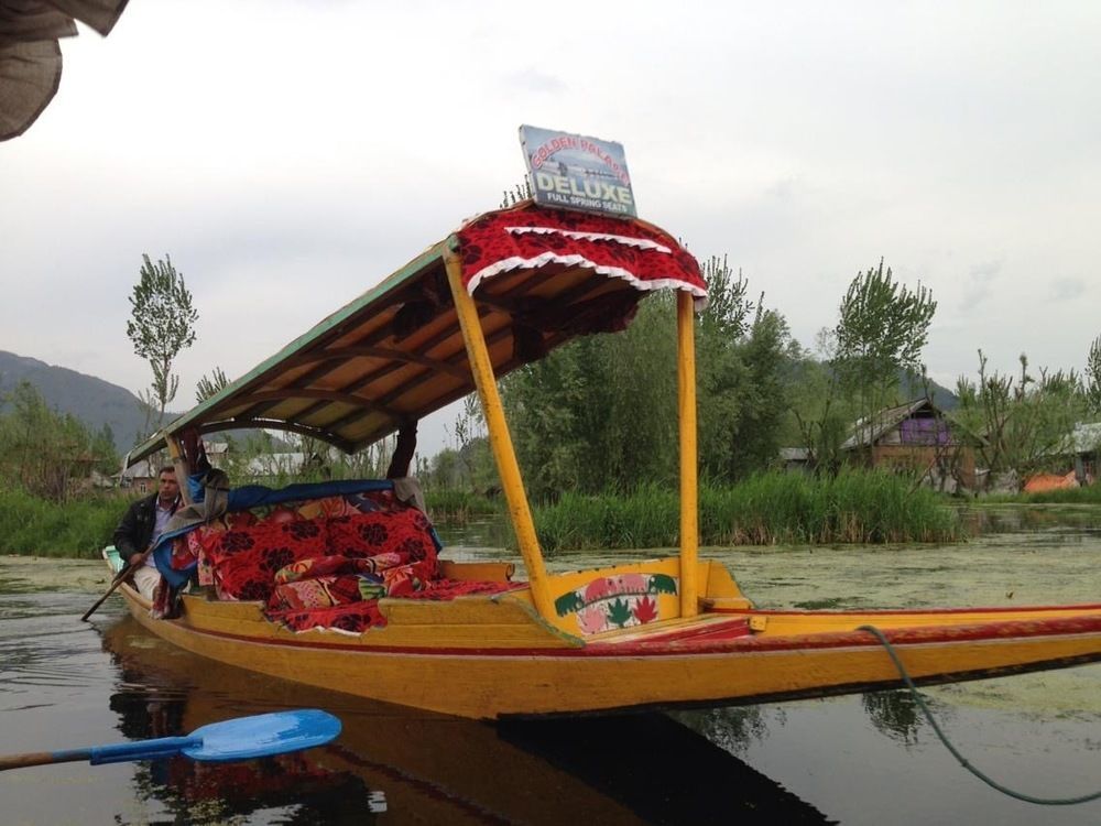 Houseboat Lily Of Nageen Σριναγκάρ Εξωτερικό φωτογραφία