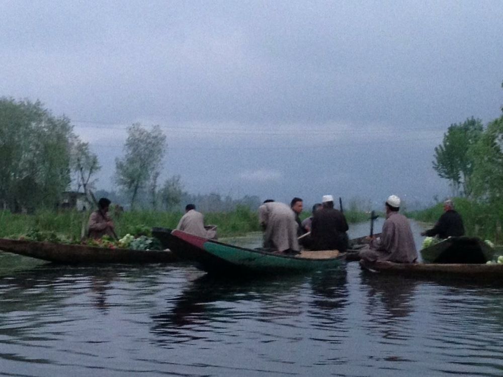 Houseboat Lily Of Nageen Σριναγκάρ Εξωτερικό φωτογραφία